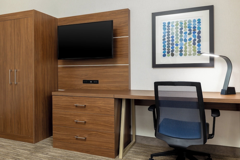 holiday inn express and suites las vegas sw spring valley