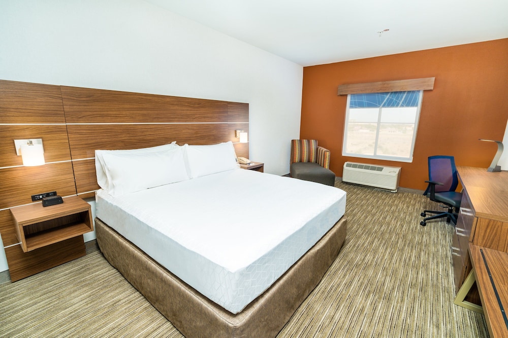 holiday inn express and suites las vegas sw spring valley