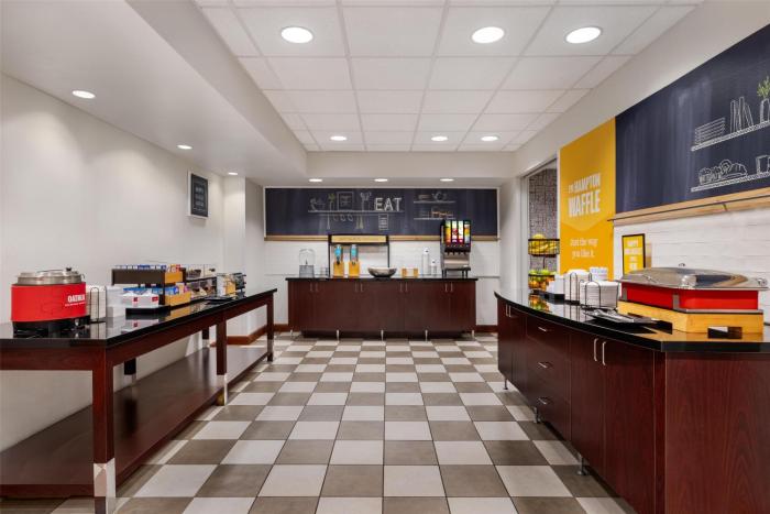 hampton inn las vegas north speedway