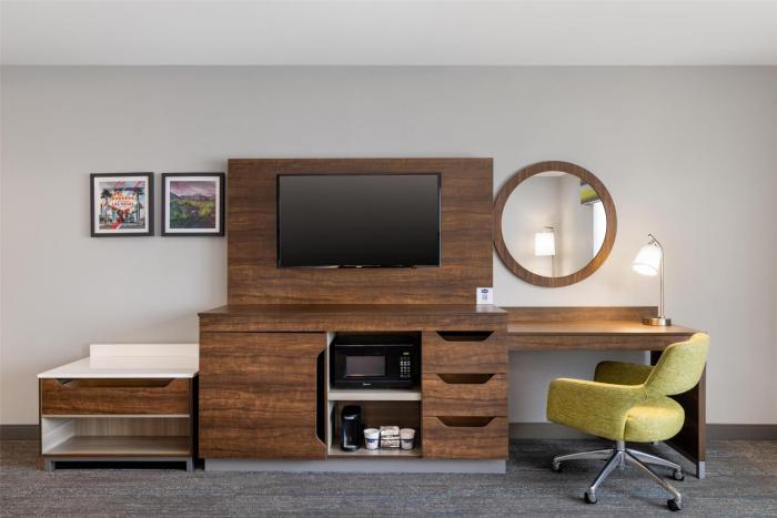 hampton inn las vegas north speedway