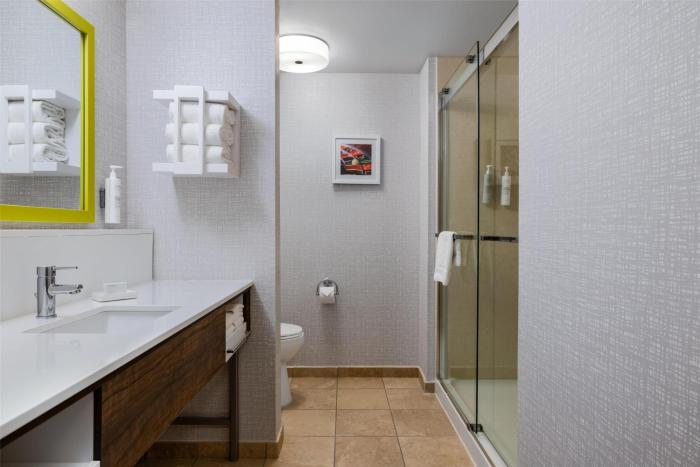 hampton inn las vegas north speedway