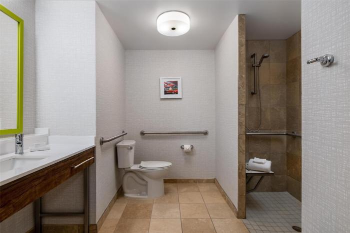 hampton inn las vegas north speedway