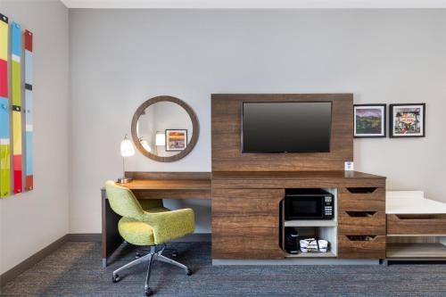 hampton inn las vegas north speedway