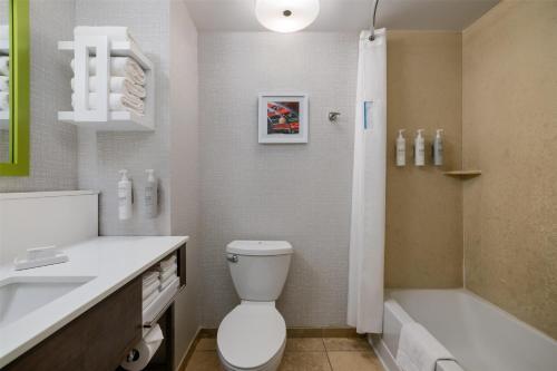 hampton inn las vegas north speedway