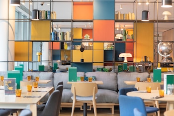 holiday inn london whitechapel by ihg