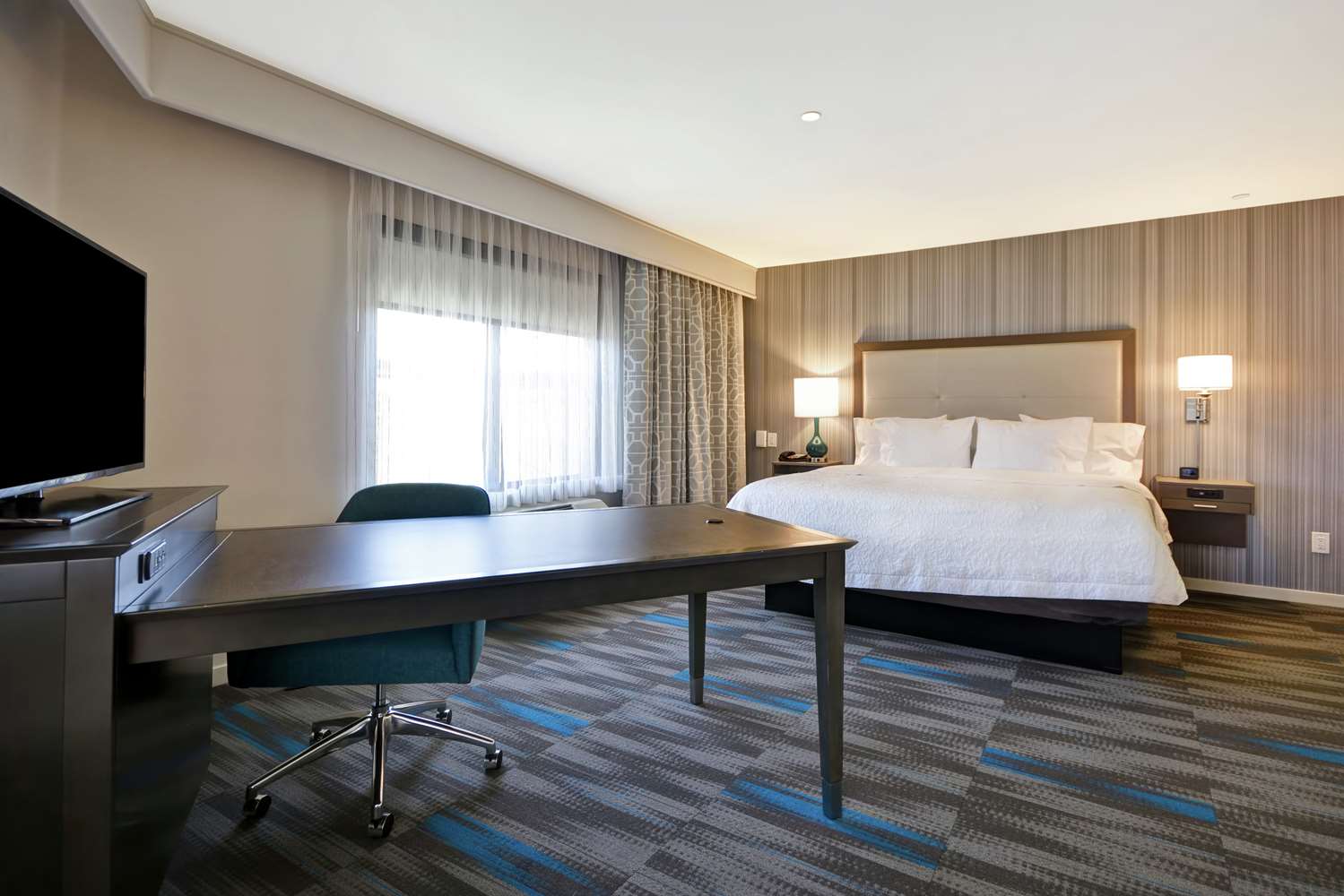 hampton inn and suites los angeles burbank airport