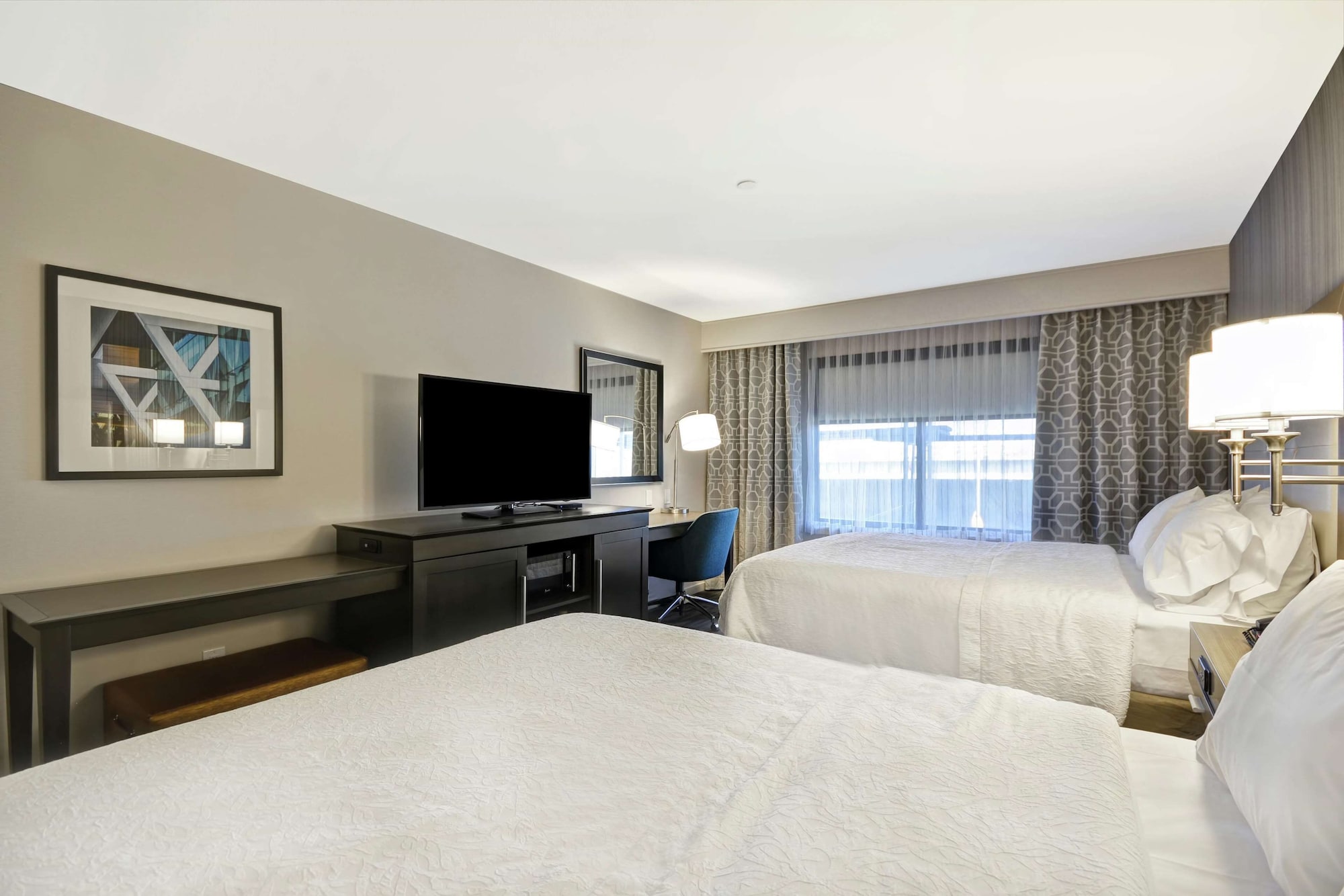 hampton inn and suites los angeles burbank airport