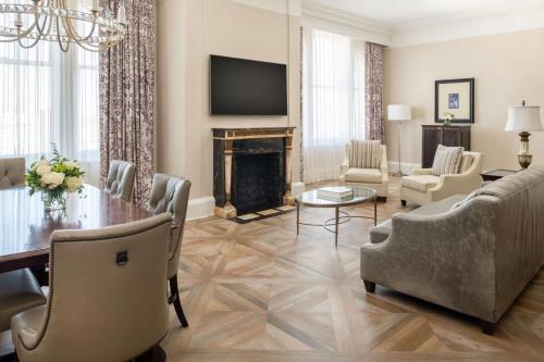 the roosevelt new orleans a waldorf astoria hotel
