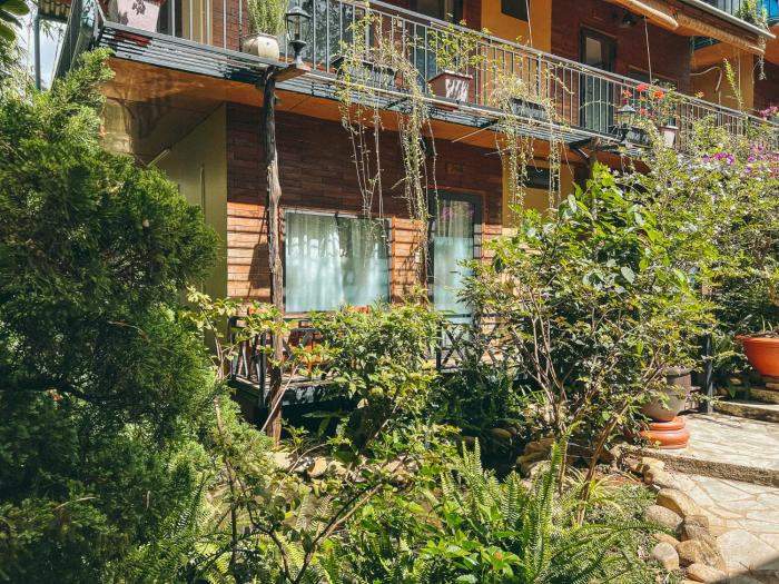 bazan home hotel and bungalow