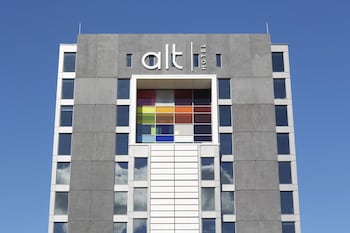 alt hotel toronto airport