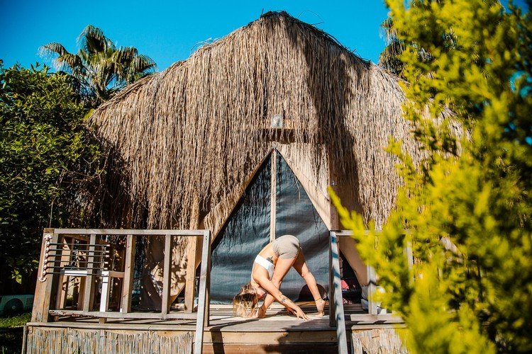 The Hill Glamping,,3 star