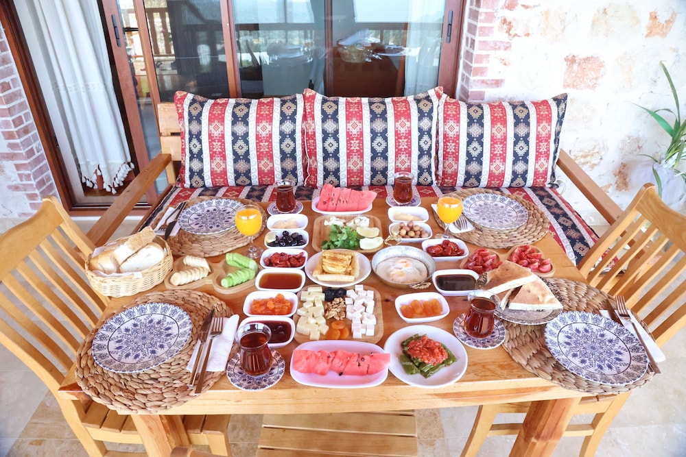 istlada tas ev apart