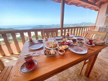 istlada tas ev apart