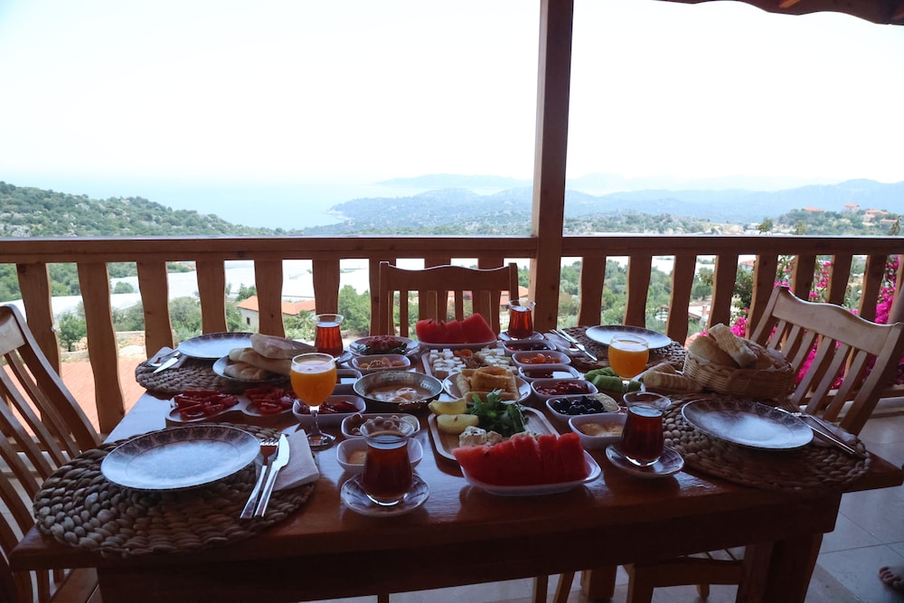 istlada tas ev apart