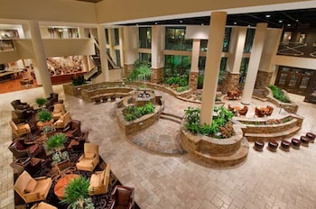 embassy suites san antonio riverwalk downtown