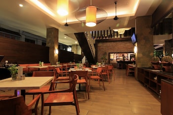 grand ixora kuta resort