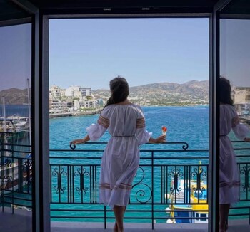 agios nikolaos