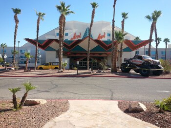 avi resort and casino