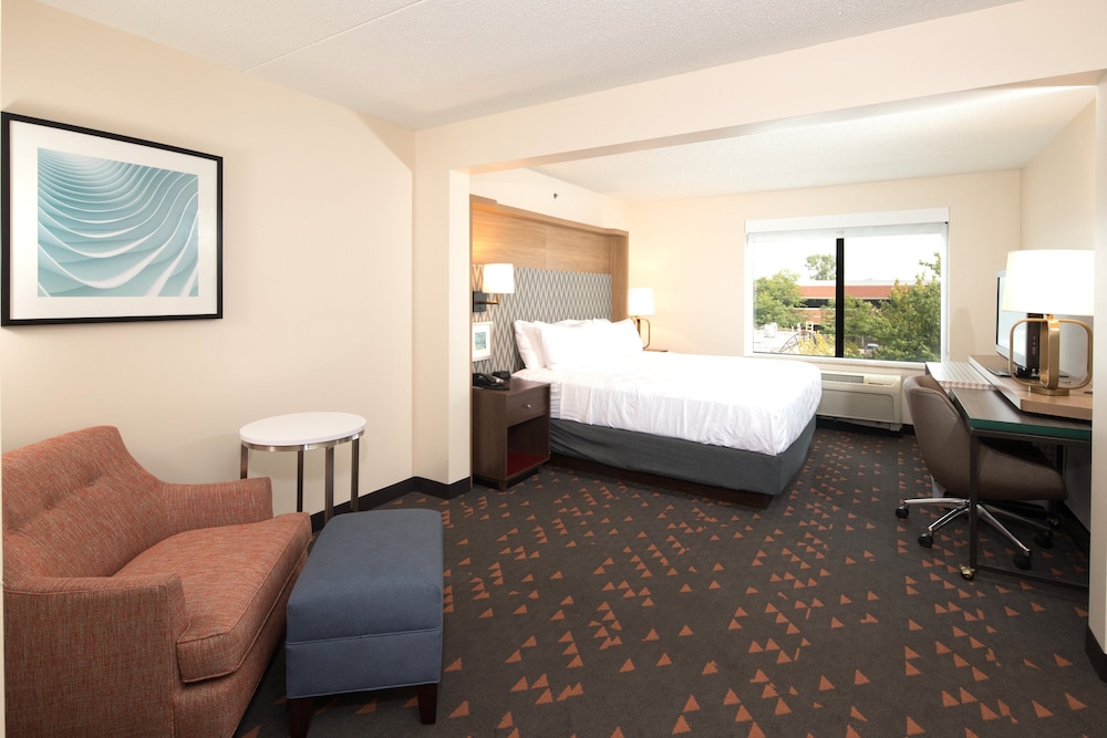 holiday inn hotel and suites ann arbor univ michigan area