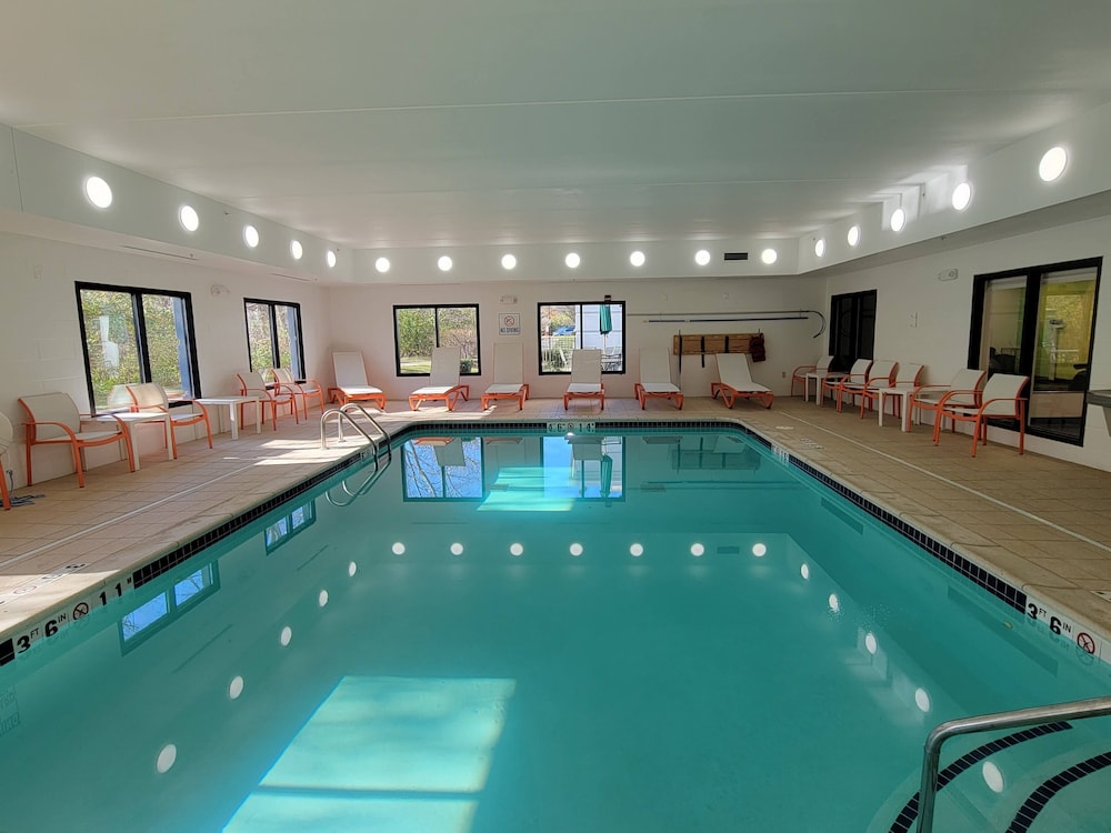 holiday inn hotel and suites ann arbor univ michigan area