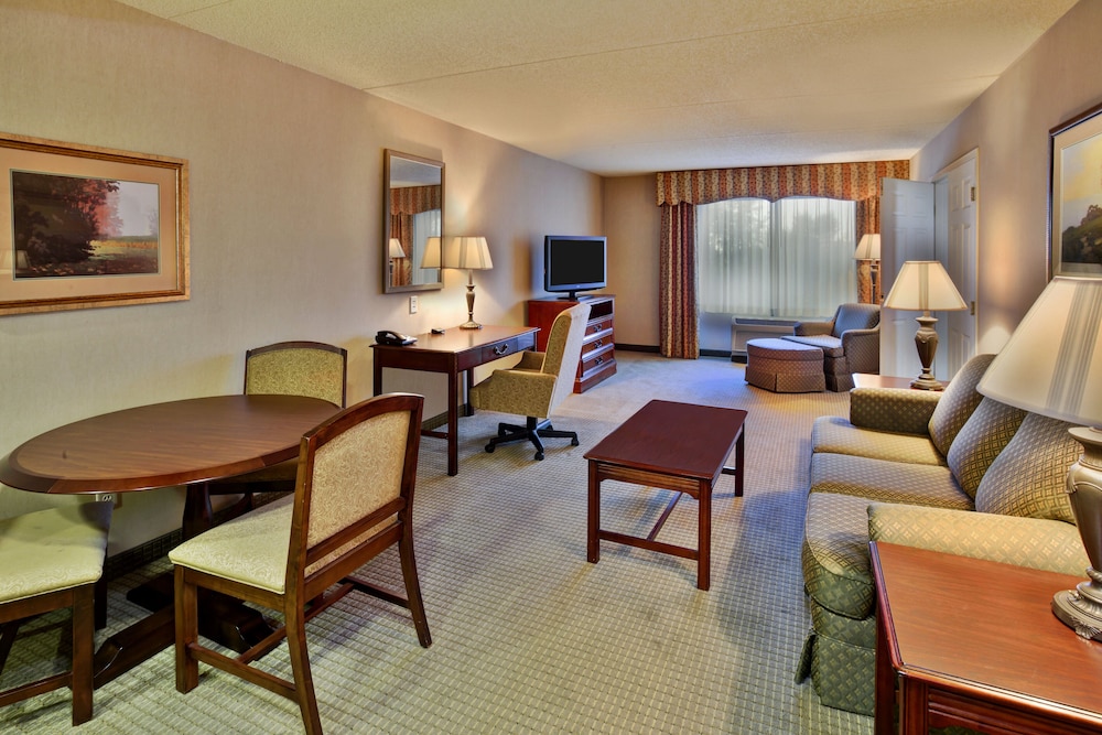 holiday inn hotel and suites ann arbor univ michigan area