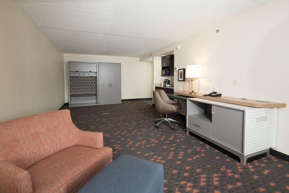 holiday inn hotel and suites ann arbor univ michigan area
