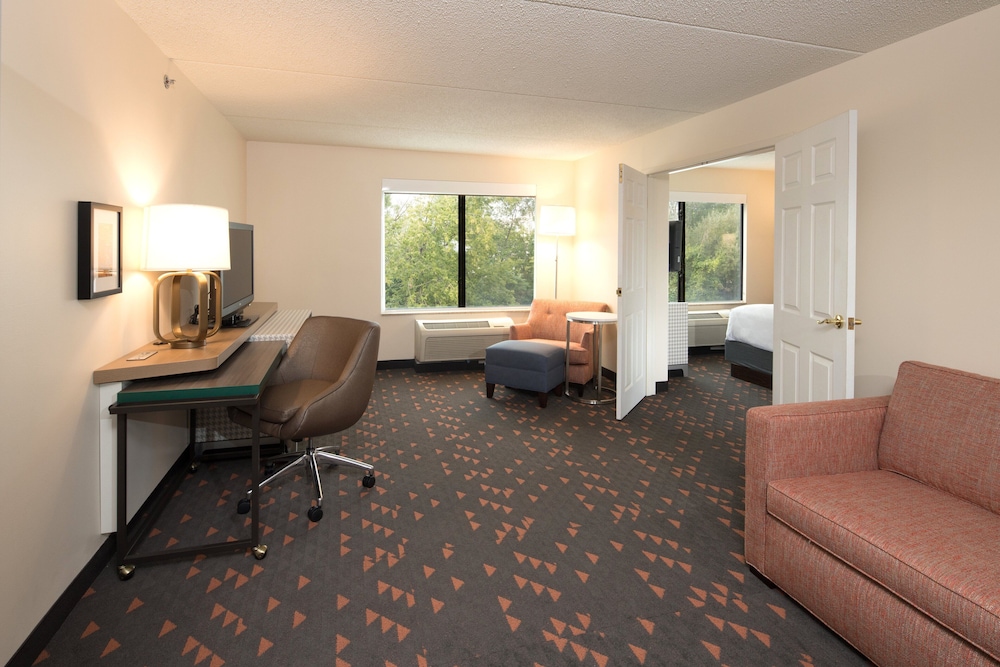 holiday inn hotel and suites ann arbor univ michigan area