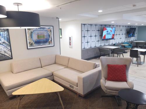 holiday inn hotel and suites ann arbor univ michigan area