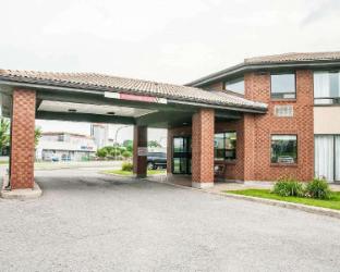comfort inn laval