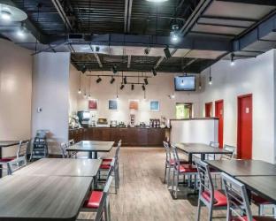 comfort inn laval