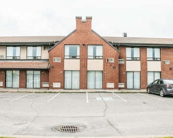 comfort inn laval