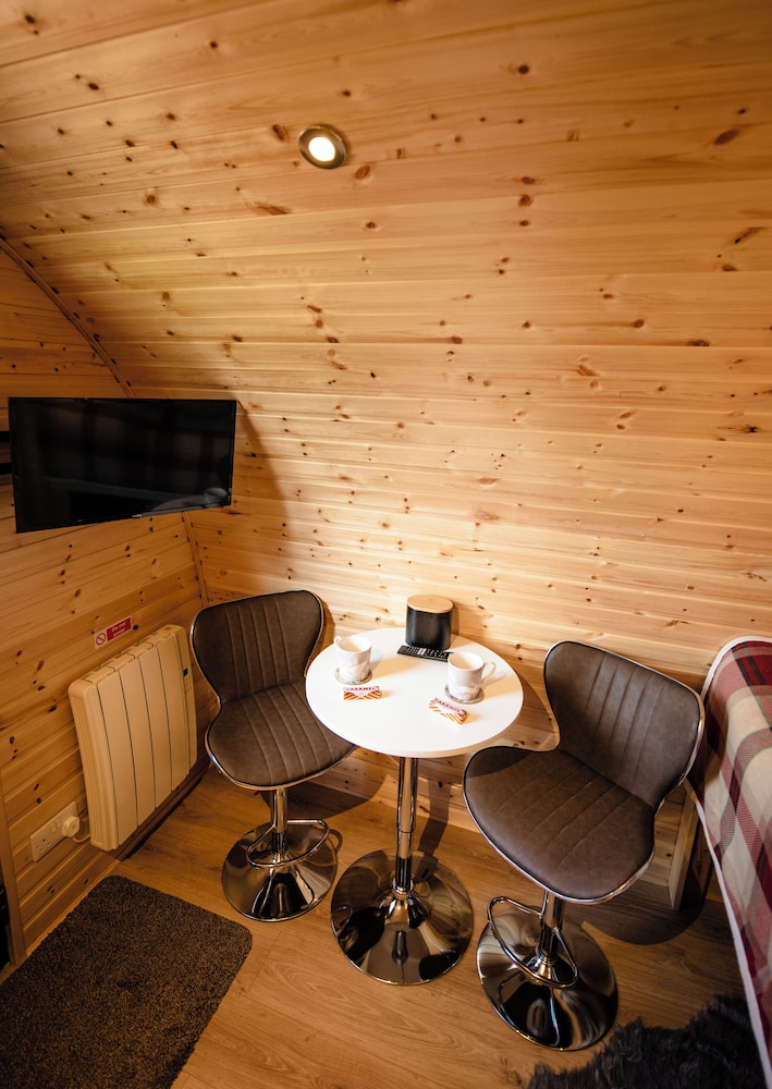 highland and transylvania glamping pods