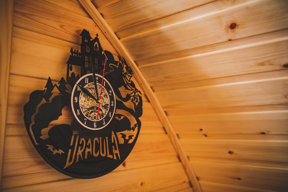 highland and transylvania glamping pods