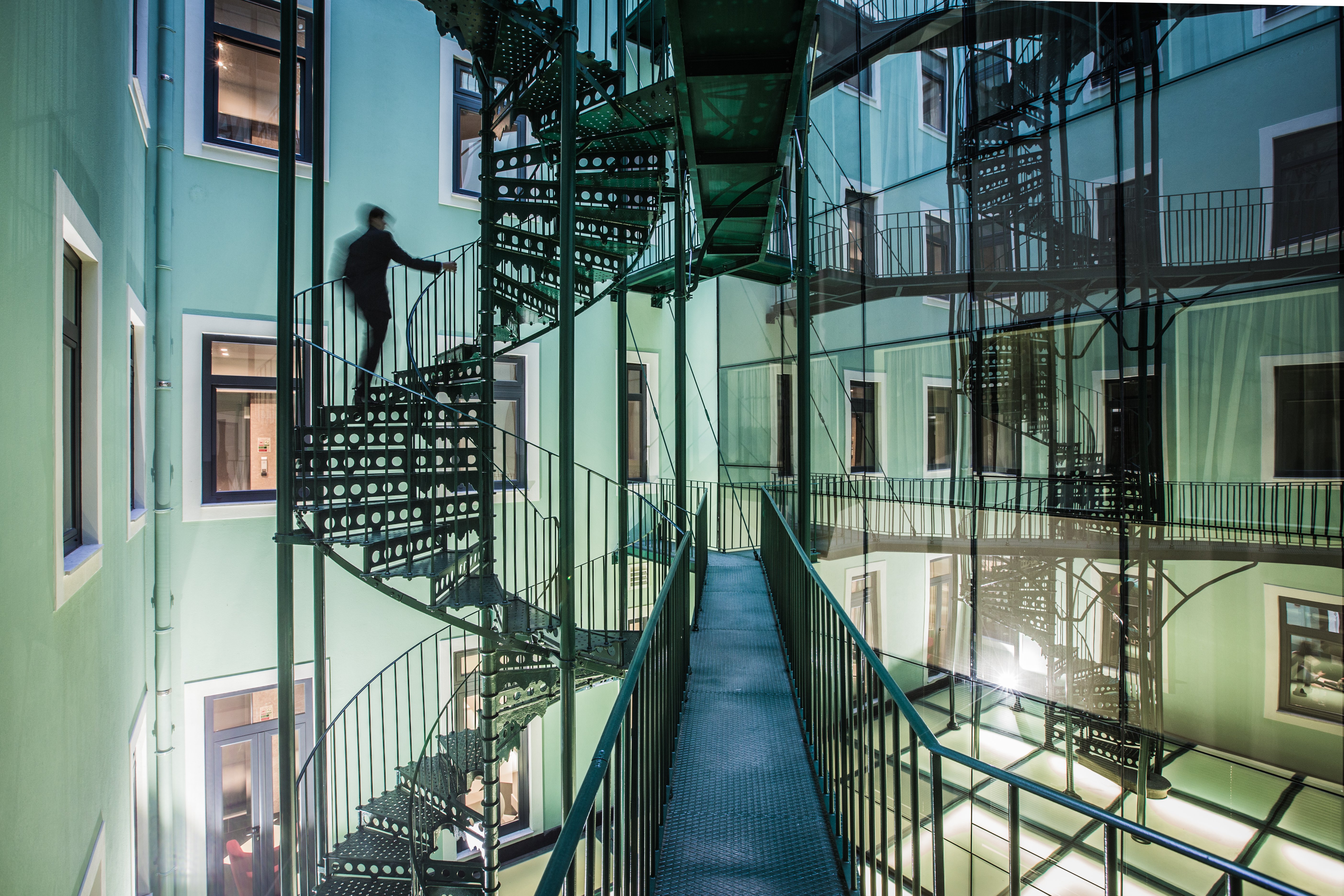holiday inn express lisbon av liberdade by ihg