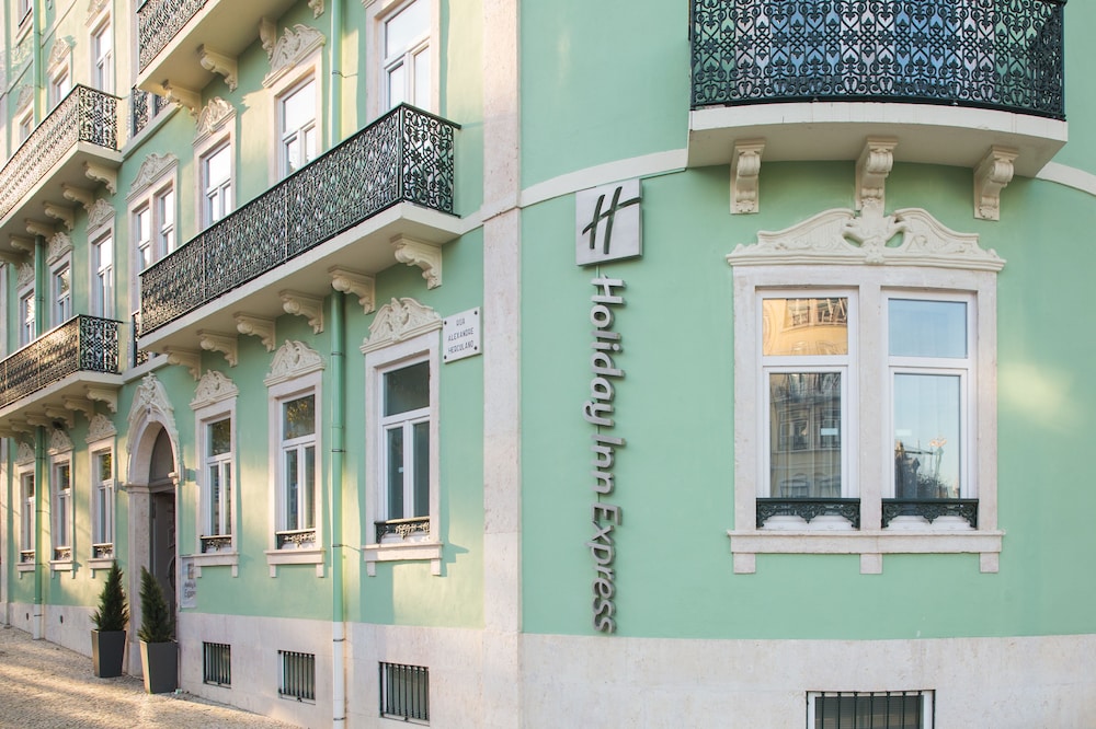 holiday inn express lisbon av liberdade by ihg
