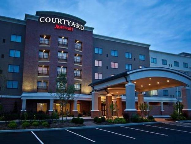 courtyard buffalo airport