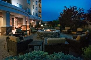 Courtyard Buffalo Airport,Buffalo>>Bowmansville,3 star