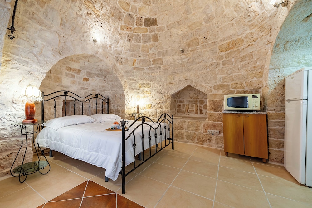 trullo del pomo bianco martina franca