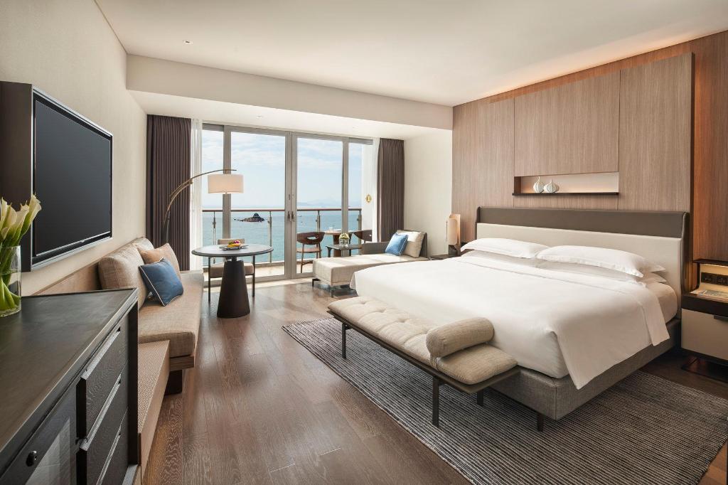 intercontinental shenzhen dameisha resort by ihg