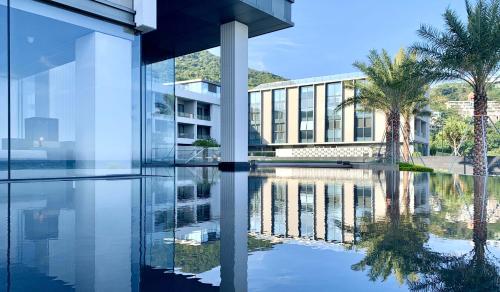 intercontinental shenzhen dameisha resort by ihg