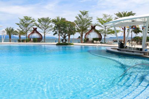 intercontinental shenzhen dameisha resort by ihg