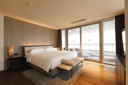 intercontinental shenzhen dameisha resort by ihg