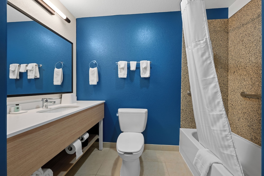 spark by hilton homewood birmingham