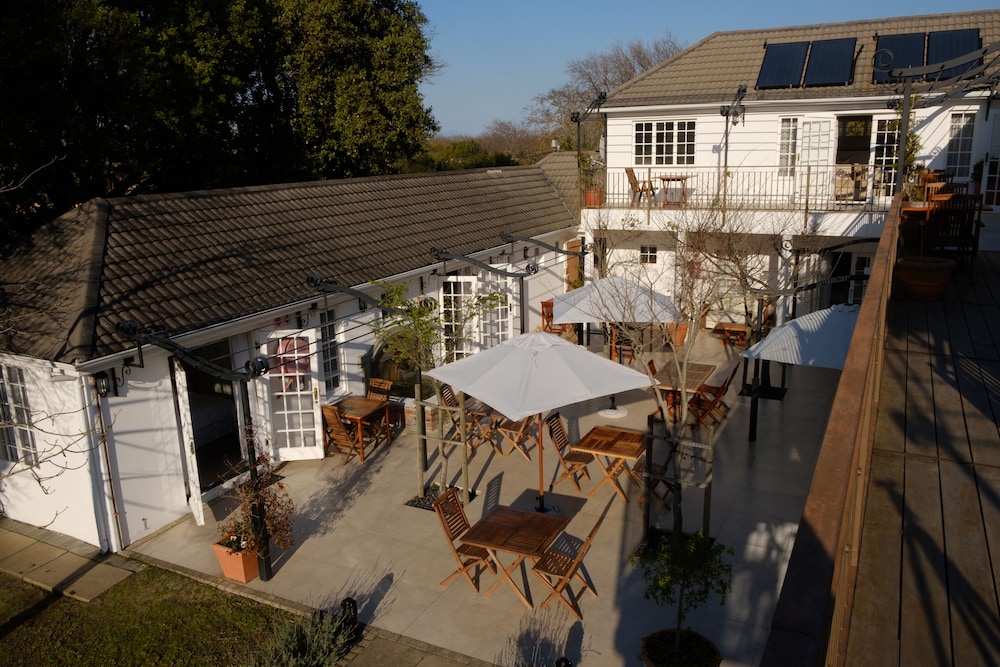 white lodge constantia guest house