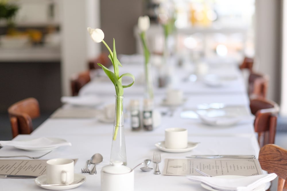 white lodge constantia guest house