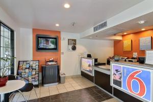 Motel 6 Thousand Oaks, Ca,Newbury Park>>Los Angeles,2 star