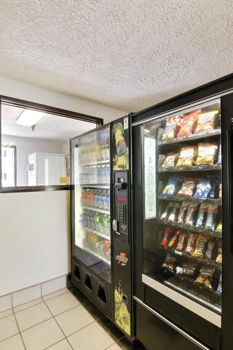 motel 6 thousand oaks ca