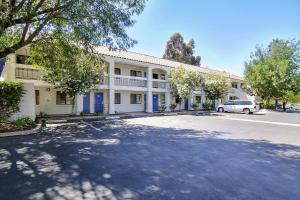 motel 6 thousand oaks ca
