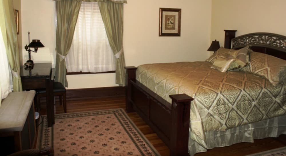walton manor inn bed and breakfast