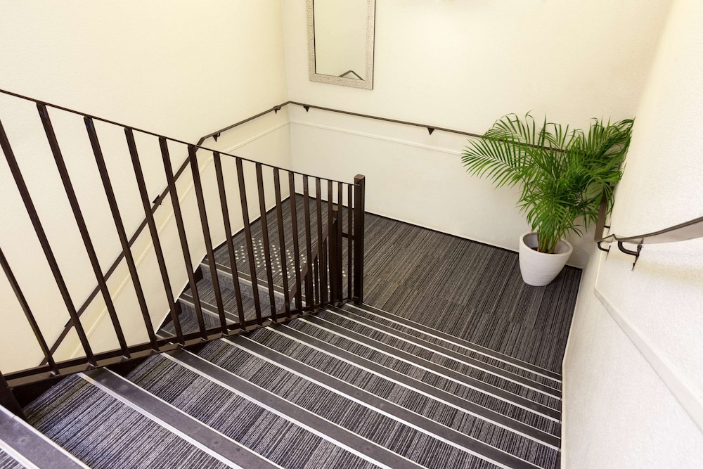 kyriad direct bordeaux est lormont